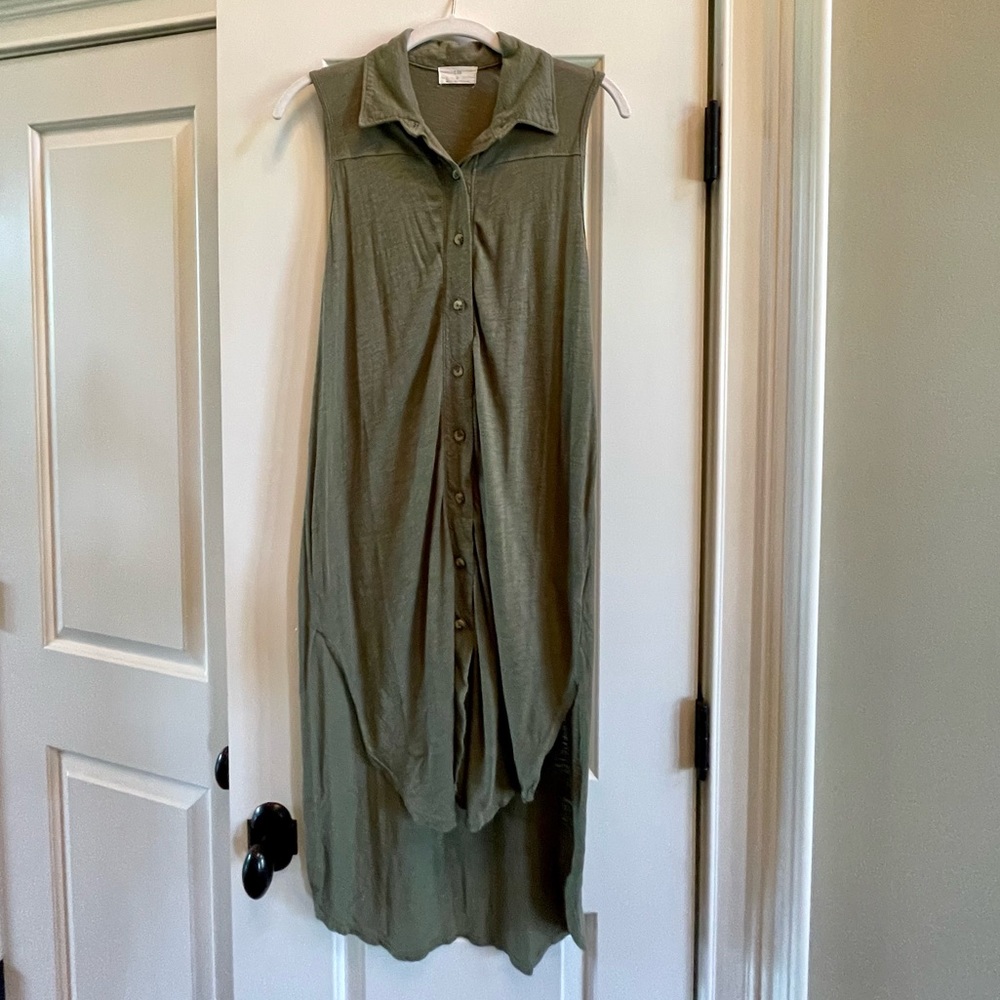 t.la Sleeveless Tunic Size Small